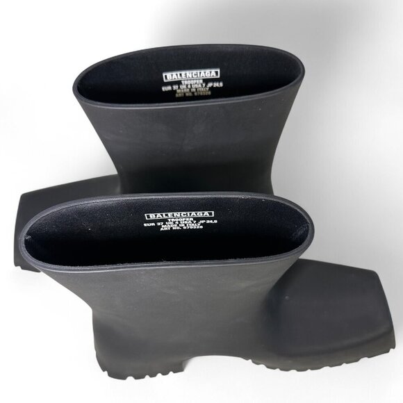 Balenciaga Women's Trooper Rubber Ankle Bootie Black EU 37, US 7 - Picture 12 of 15